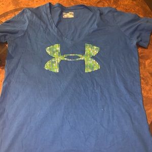 Women’s under armour shirt